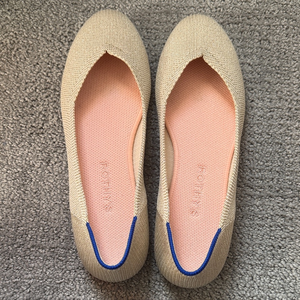 Rothy's platinum metallic size 8